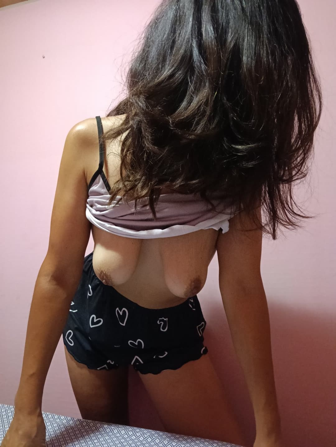 Wife. Natural saggy hangers.