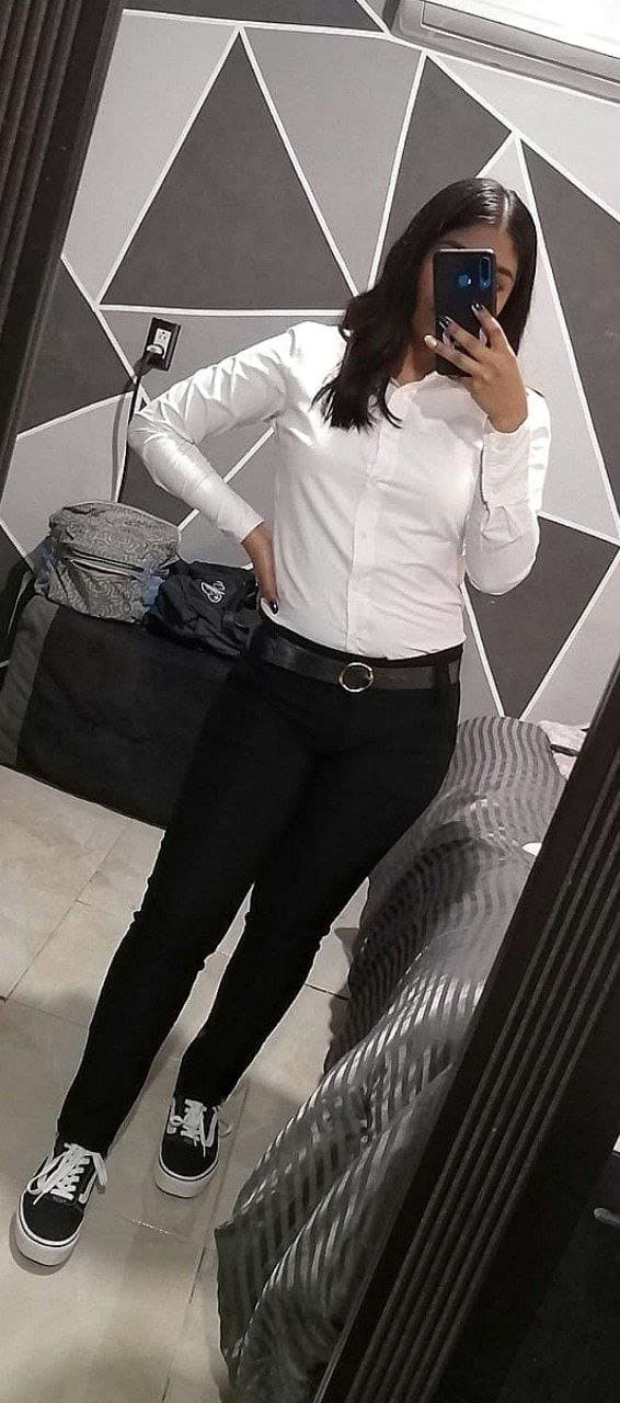 Zorrita exhibida por cornudo ????