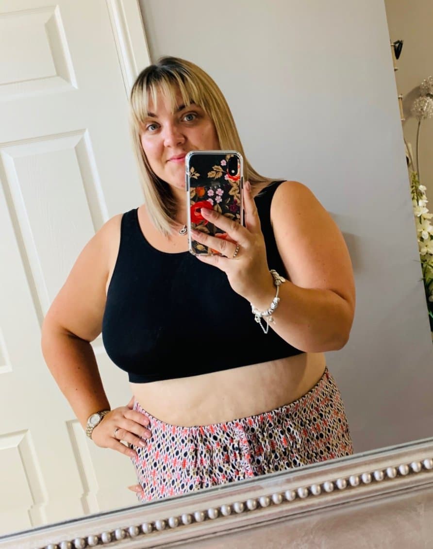 Clothes on or off ? DM for her nudes or socials