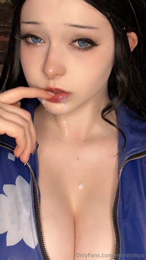 Nico Robin Cum Covered Slut -One Piece Cosplayer Tiktok Leaked