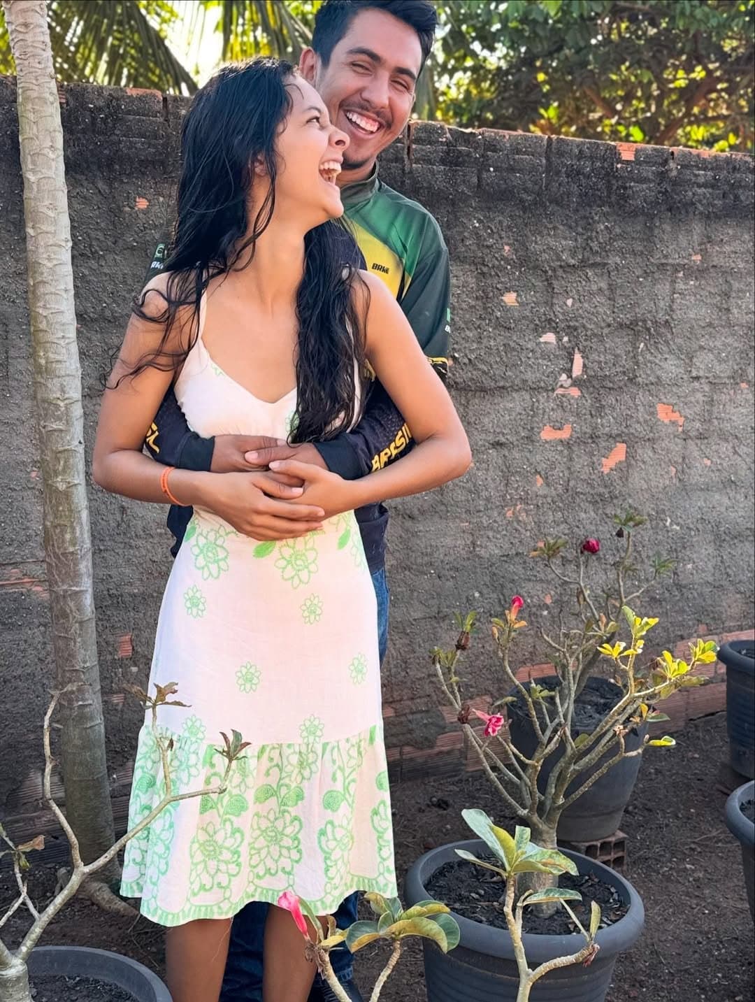 Influenciadora do Instagram,quer colocar seu marido,no Guinness book.como maior corno do Brasil