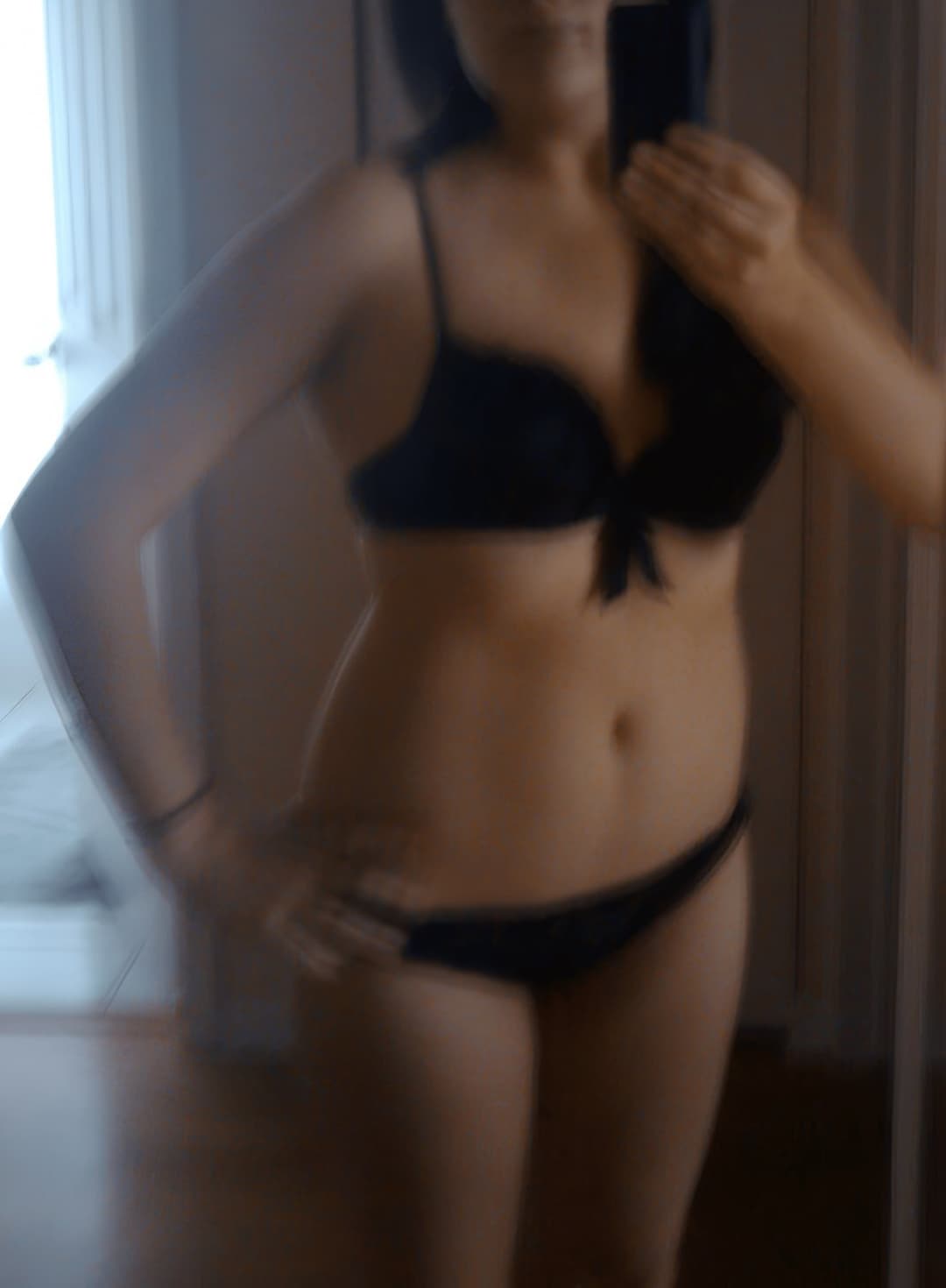 amateur dicksucker doing what she does best