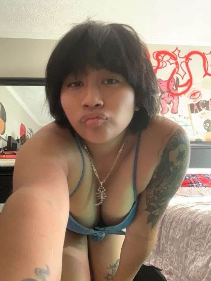 Latina slut Brenda shown off in all her glory