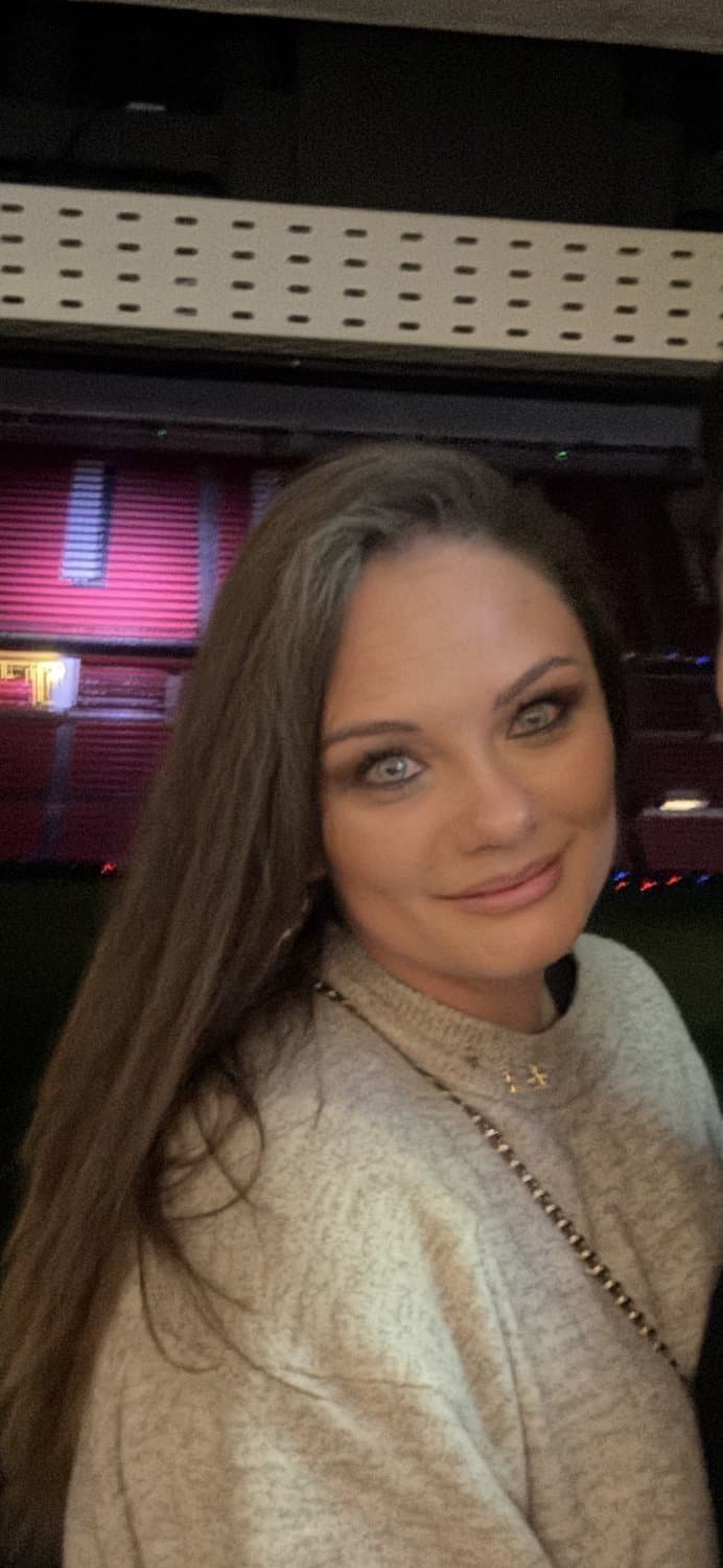 Bridget Sexy chatpic slut repost to your page Before she goes private get her on the hot page