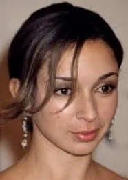 Exotic biracial natural beauty  Maya Rudolph is an absolute stunner. Sexy freckles and sexy tits