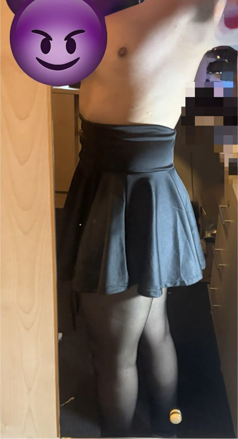 Risking myself I felt like such a little slut. Dont repost
