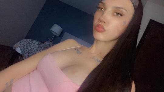 Click to view full size 23 year old Skinny Escort that I f yesterday