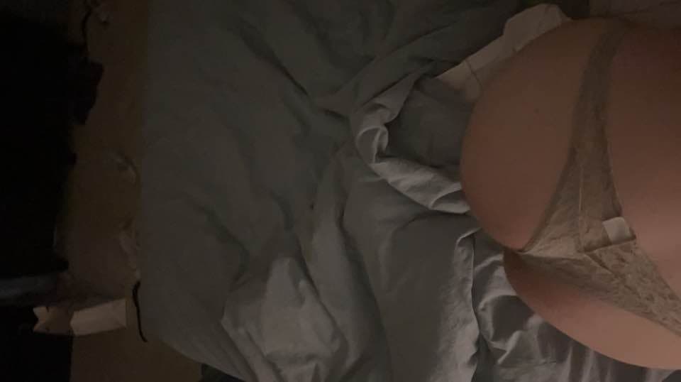 Sissy wants attention. Kik andavo13