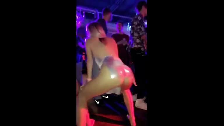 Click to view full size nightclubs sluts flashing and having fun - voyeur, college, sluts, whores, sexy, nude, caught, party