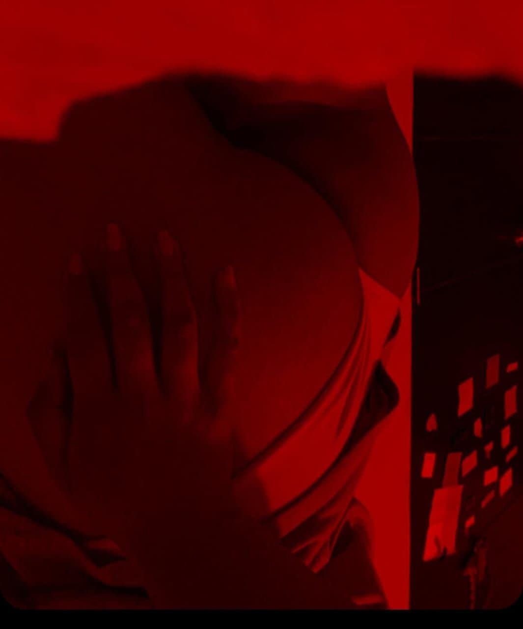 Gorda tetona  expuesta