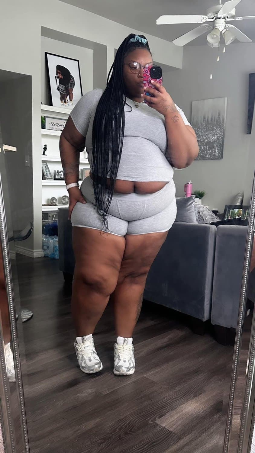 SEXY CHUNKY CHUBBY THICK CHOCOLATE EBONY BIG HUGE ASS SSBBW BBW
