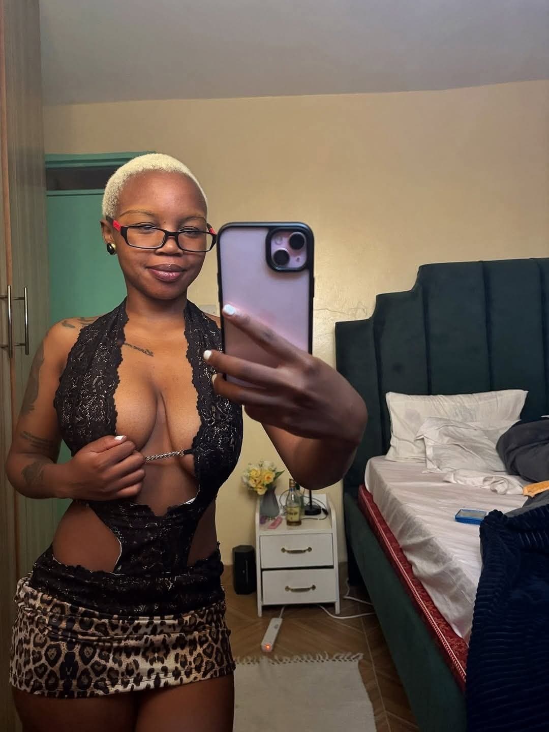 Freaky Ebony from the Hood