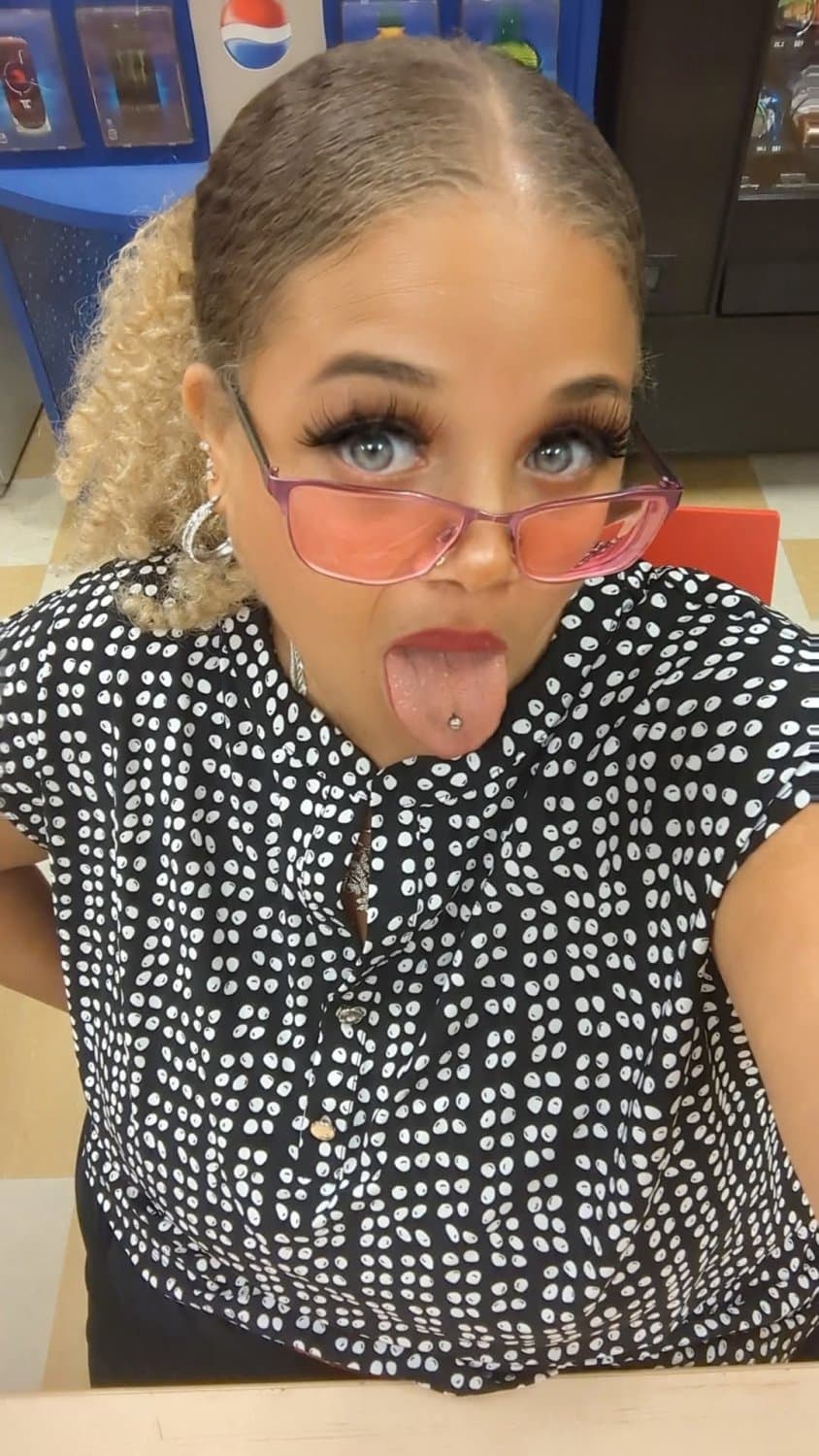 BEAUTIFUL SEXY HUGE THICK REDBONE GRANNY MATURE BIG HUGE THICK SSBBW BBW ASS GOONER MATERIAL