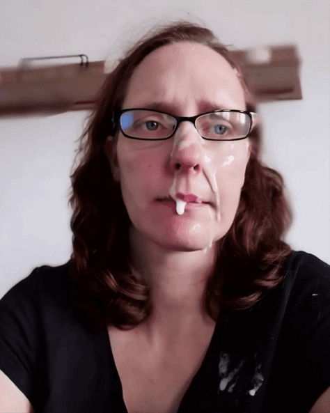 Nicole Kaiser from Bielefeld Germany born on 5 Oct. 77 Cumslut Born as Nicole Sundermann Part 2 of 3