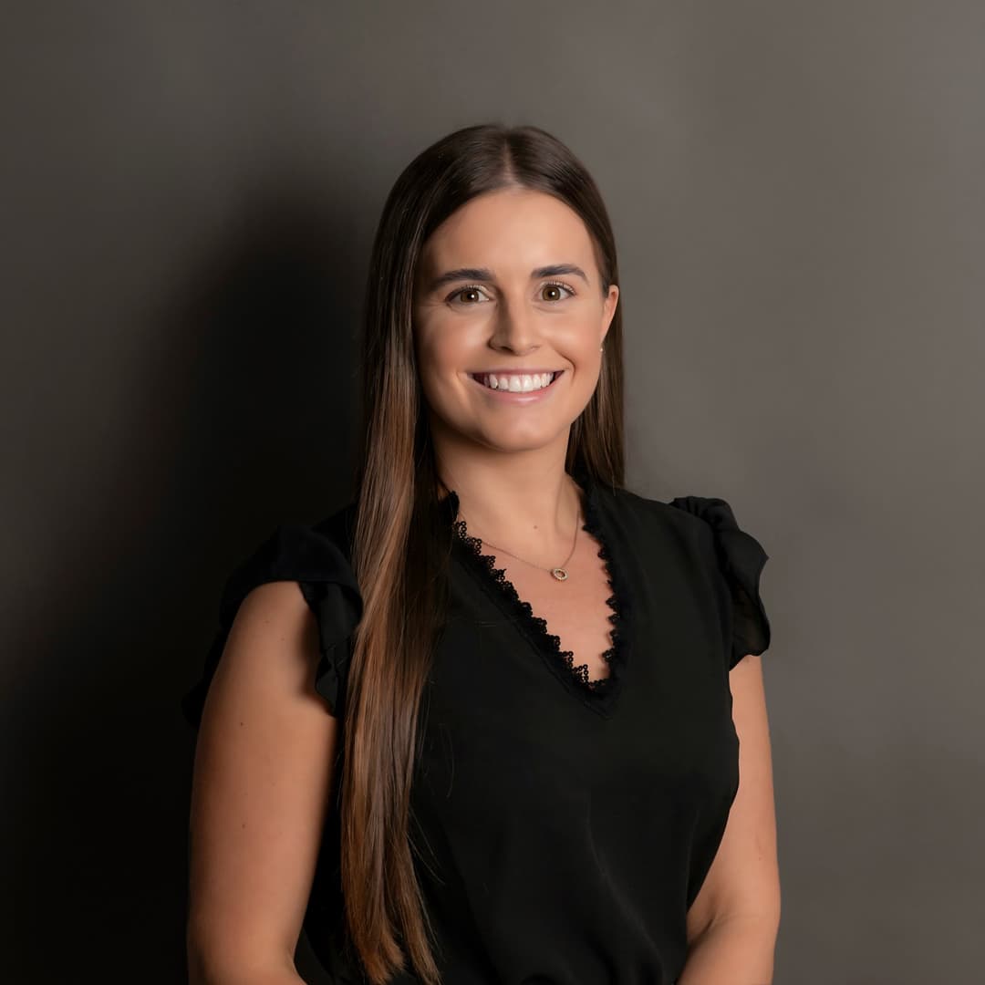 Beautiful Amy Morris Needs Cock and Cum Inside Her Holes