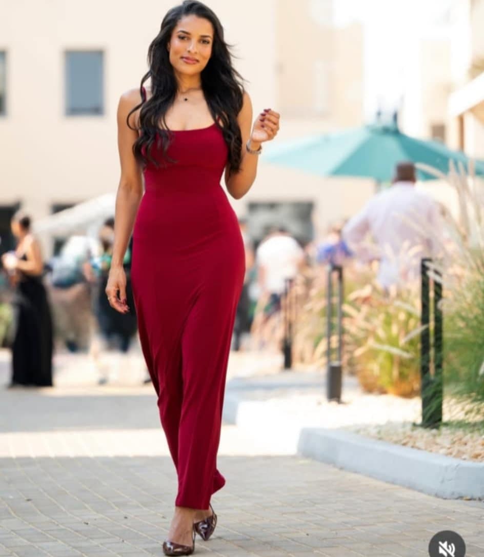 Hot F1 reporter Ariana Bravo. Part 7