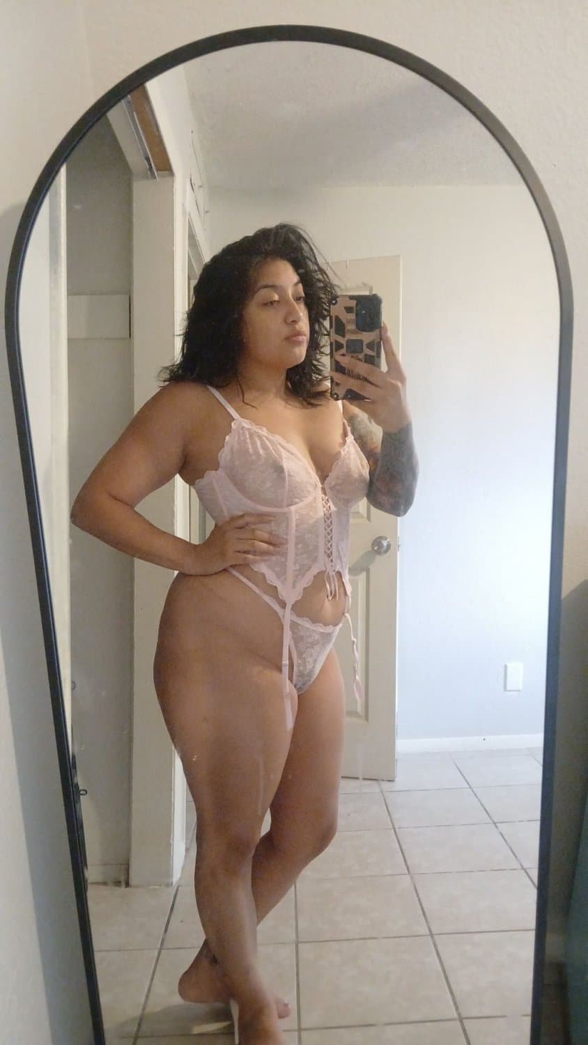 Webslut Winter Zarate Texas Barber