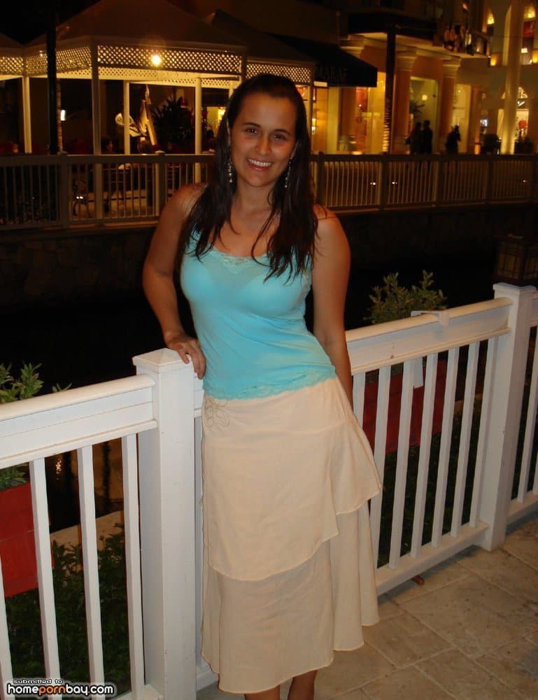 Fucking shy girl on vacation