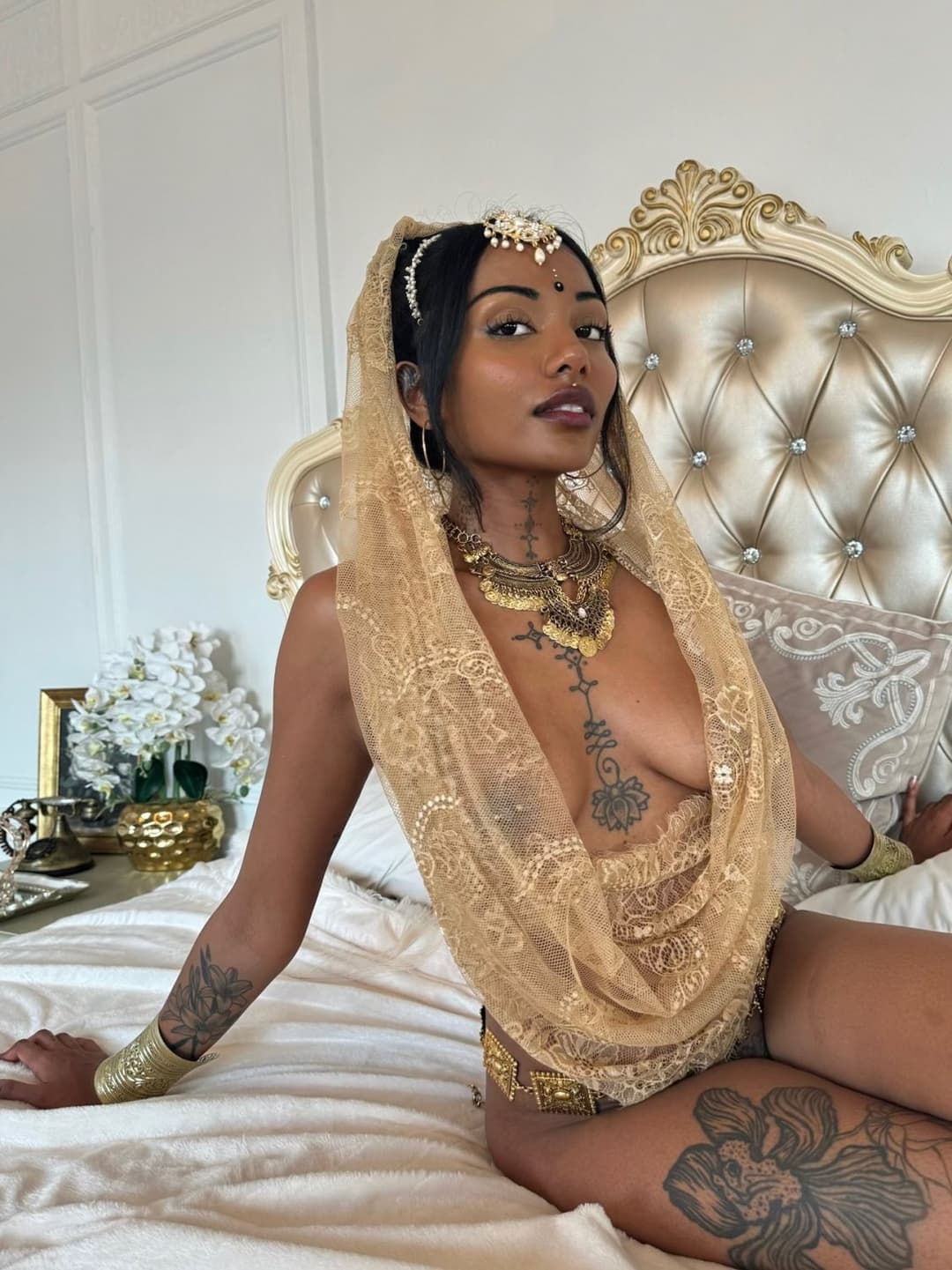 serxy indian teen playing with her pussy