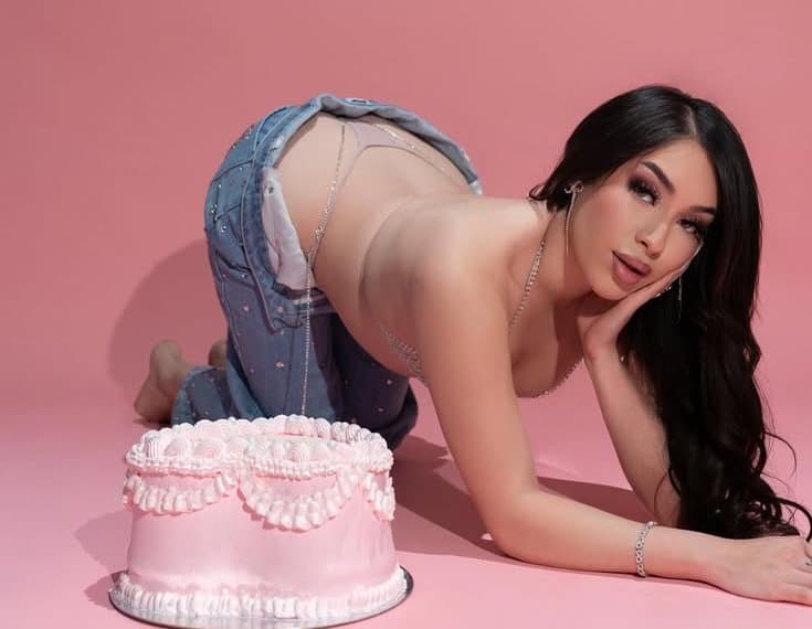 Latina B Day photo shoot