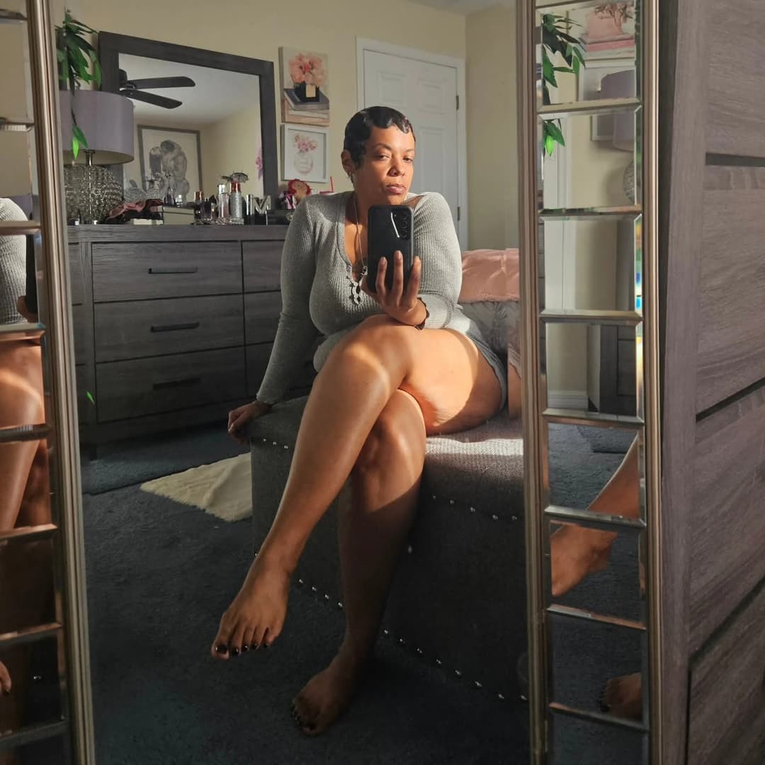 Click to view full size Redbone ebony auntie that got the if We go to the hotel we FUCKIN video & I would not pull out 134