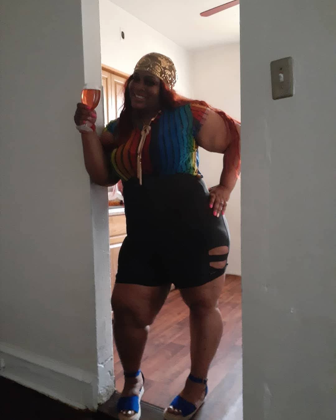 BIG JUICY BBW BIG OLE BOOTY ASS