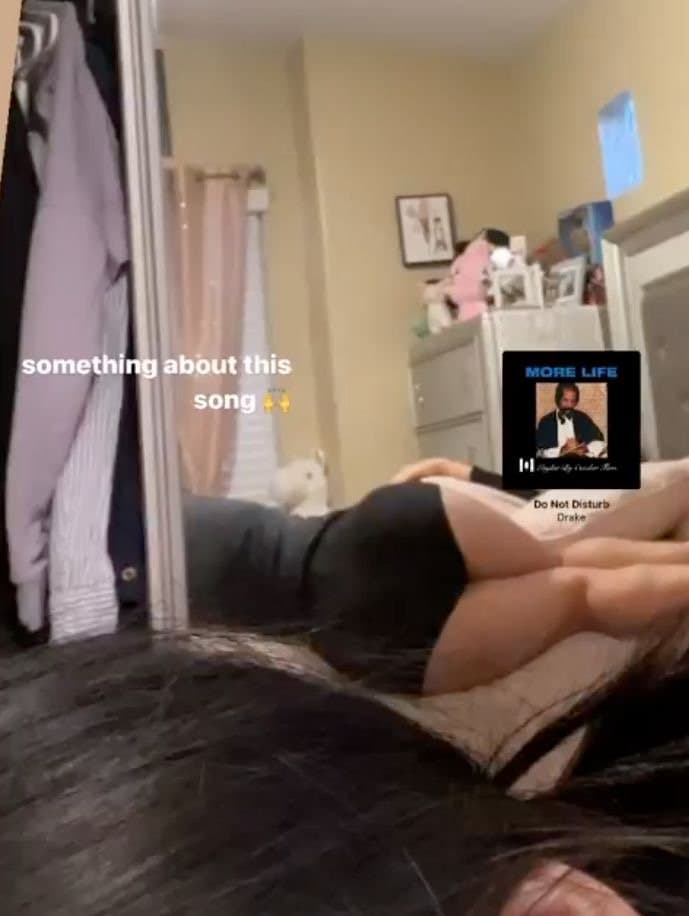 send me your irl Halloween sluts