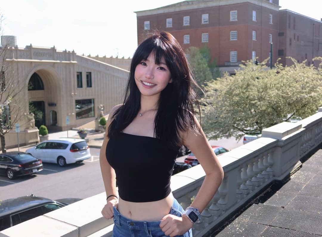 Fucking Perfect Asian ABG - Chinese ABG with Perfect Smile and Body - Tight Asian Body