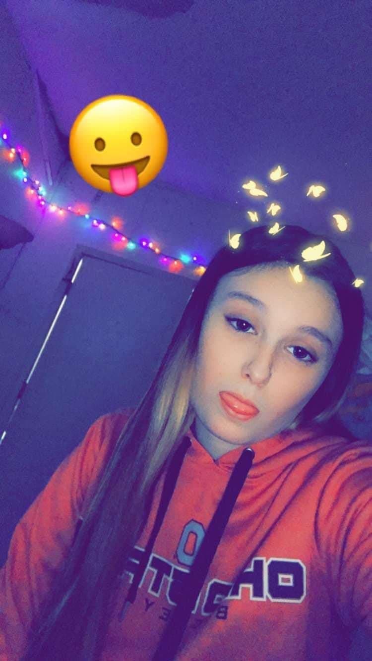 She invited me to her apartment every day so she could smoke meth a my big white cock in her pussy