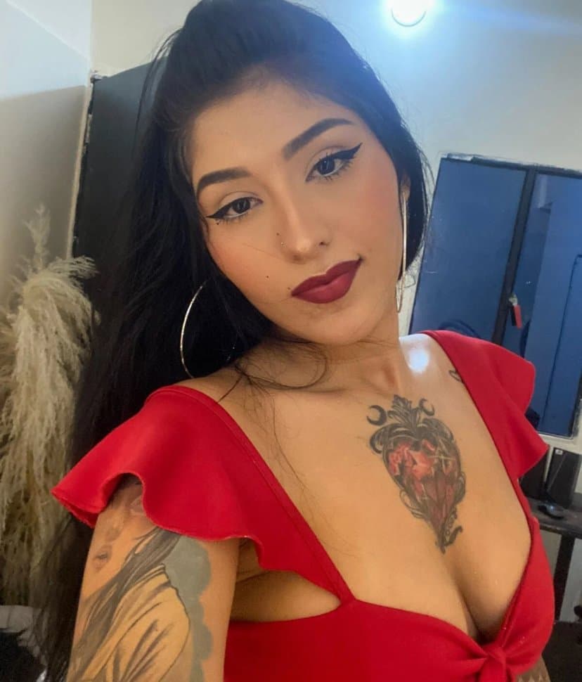 cream filled surprise with large round end