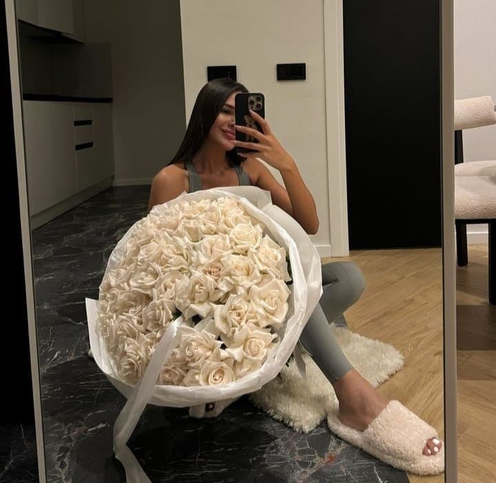 Sexy glamour feet pedicure woman