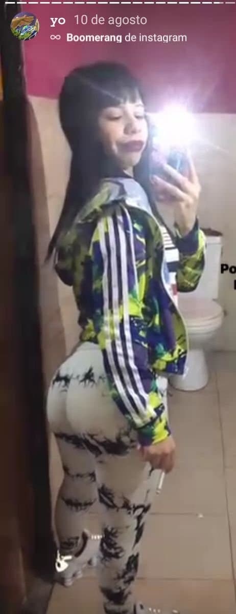 Tremenda B3b0t@!! ??? Quien consigue algo de ella?