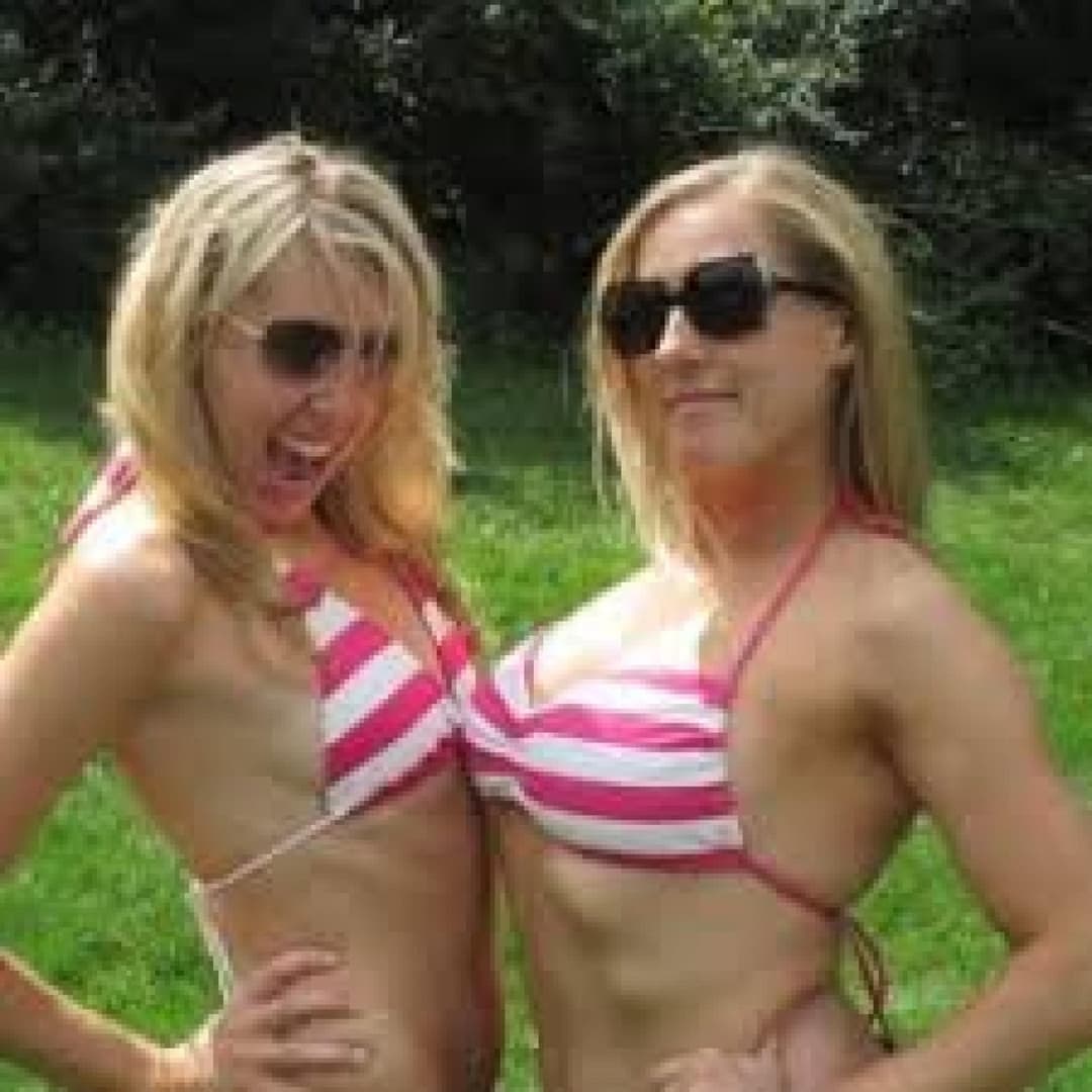 Gorgeous blonde MILF