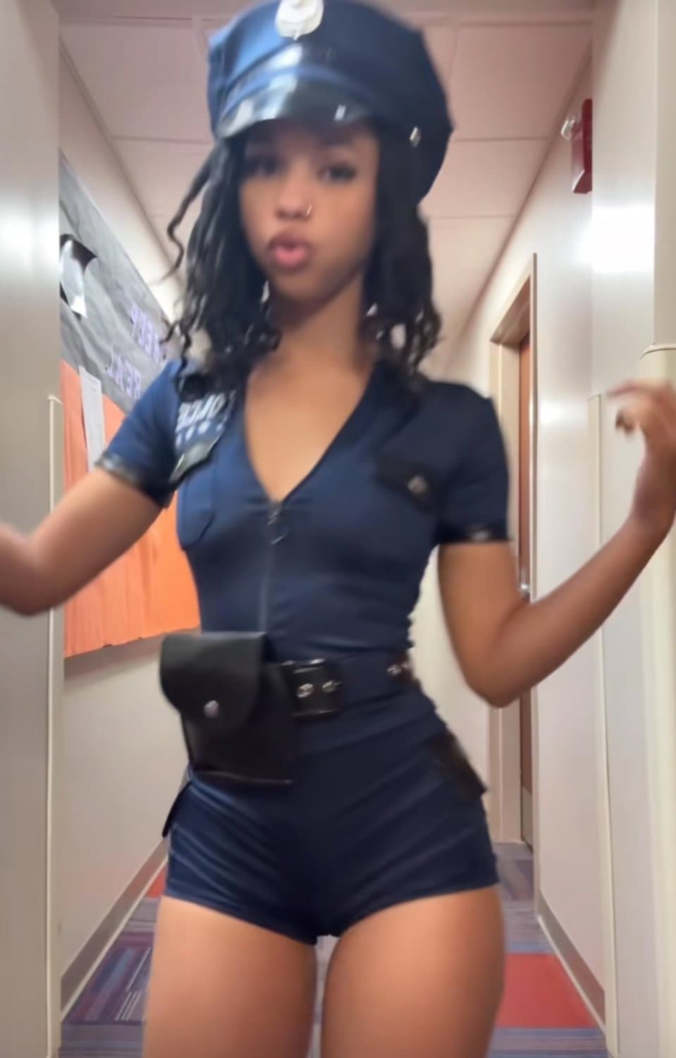 -friends college girlfriend Halloween outfit for frat party-