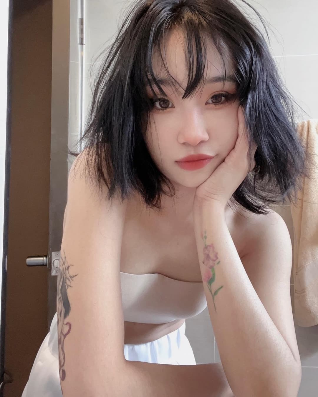 Asian ABG Streamer Sucks BWC Like PRO PMV - Cosplay Streamer Asian Teen