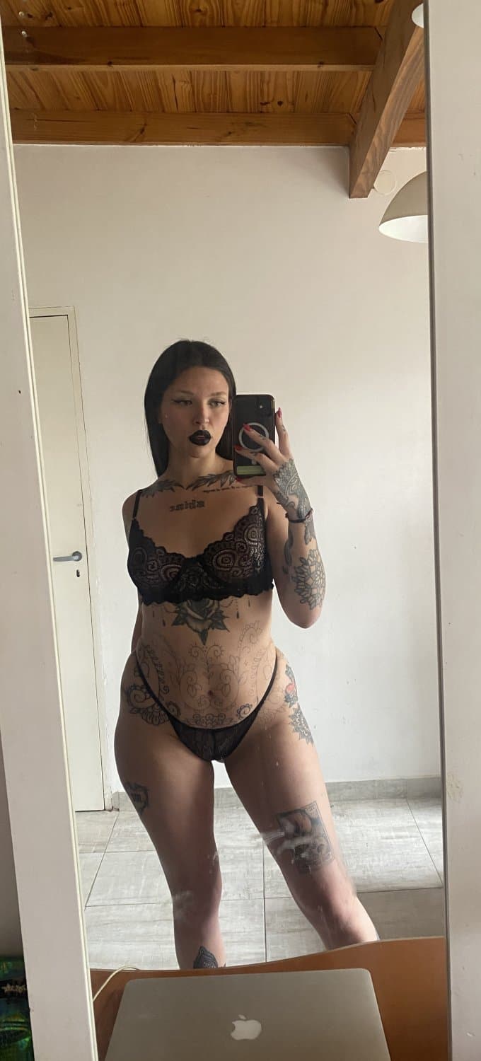 This body’s art. Your eyes are just lucky to see it