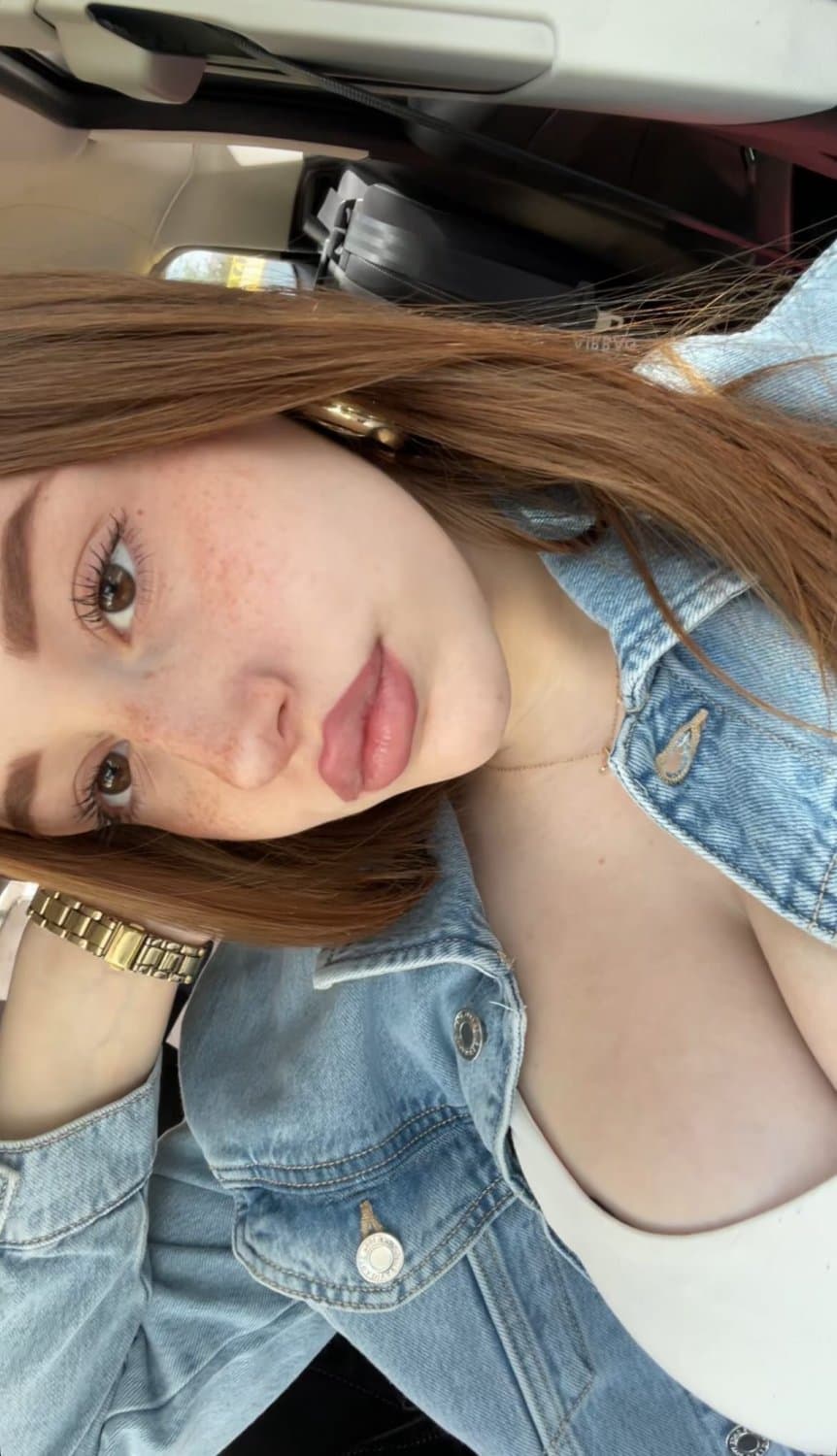 Very sexy 18 years old big boobs Greek bitch TikTok star