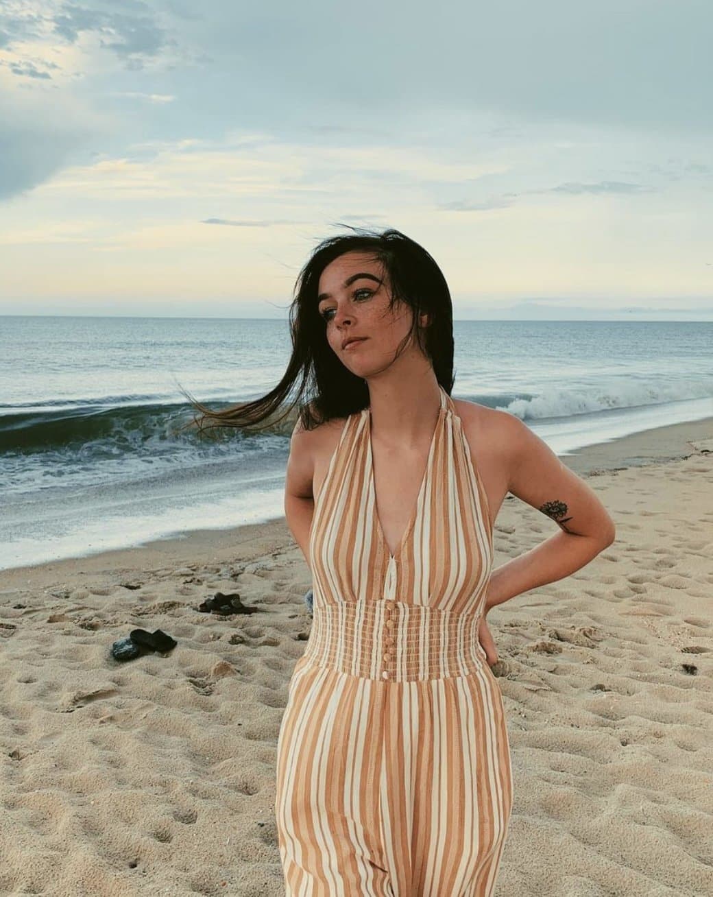 cute slut Lina loves eating ass and swallowing cum ?