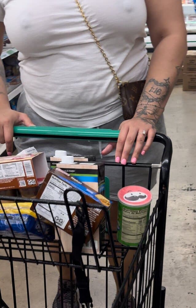 Thick Puerto Rican With Pokies