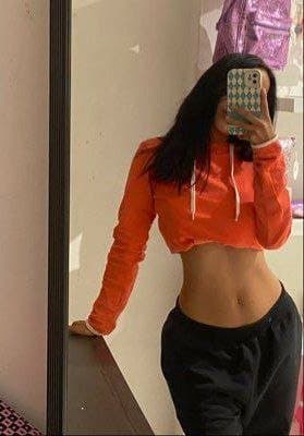 Se llama Fernanda, el novio dice que le gusta mucho el anal y el semen en el culo