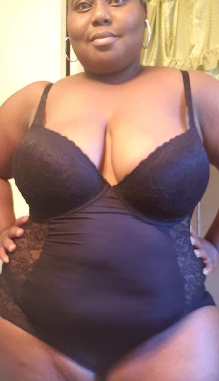 I Love A Dark Chocolate Ebony Milf In Lingerie. I Would Not Pull Out 46