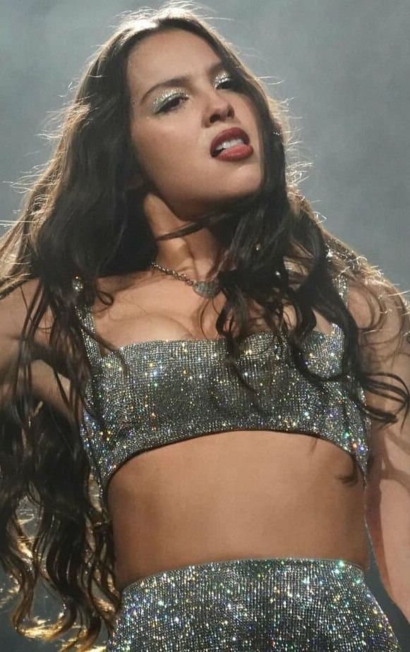 Click to view full size Olivia Rodrigo Is A Such Gorgeous Goddess That Knows How To Drain Me ??