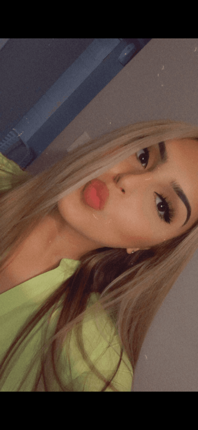 My Bosnian gf wanna make me jealous by sucking bigger dick