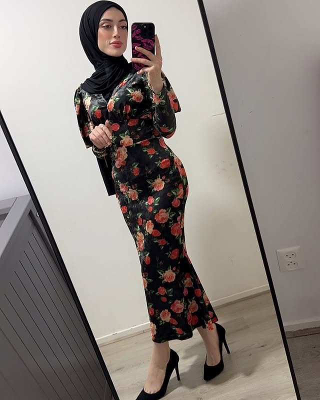 Turkish hijabi milf slut - hijab turbanli hot feet bitch