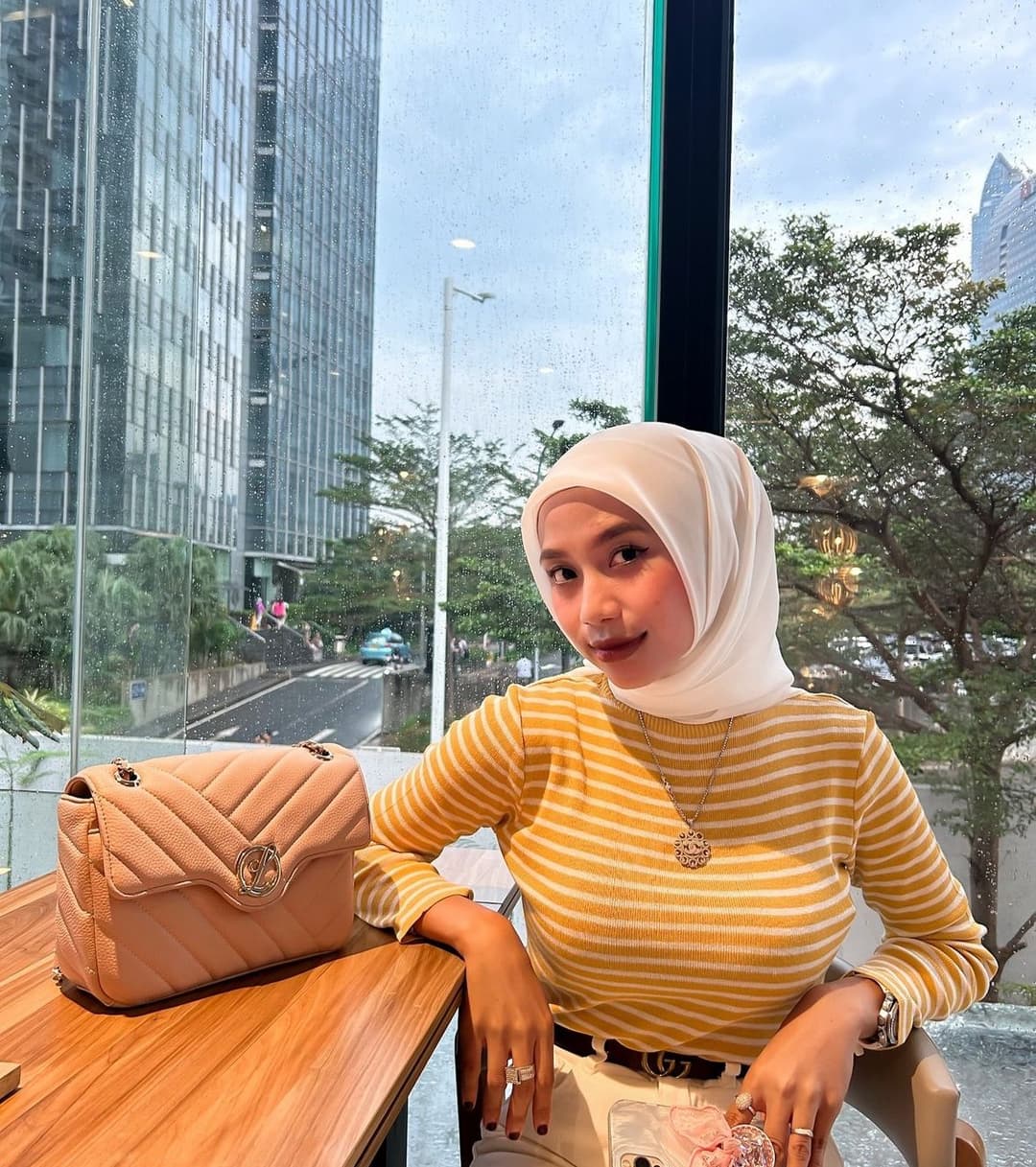 Tetek Padu Indonesian