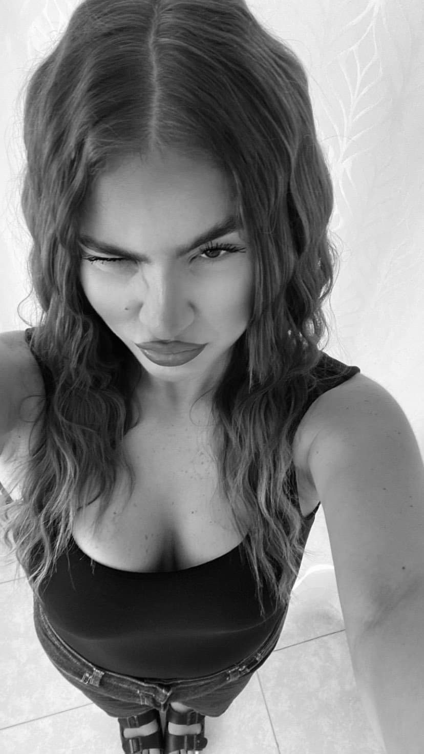 Shameless Italian IRL mom deserves your loads - pls repost!!