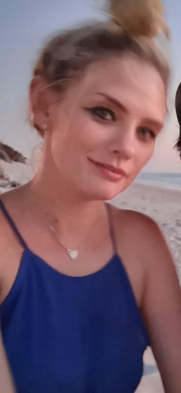 Bridget Sexy chatpic slut repost to your page Before she goes private get her on the hot page