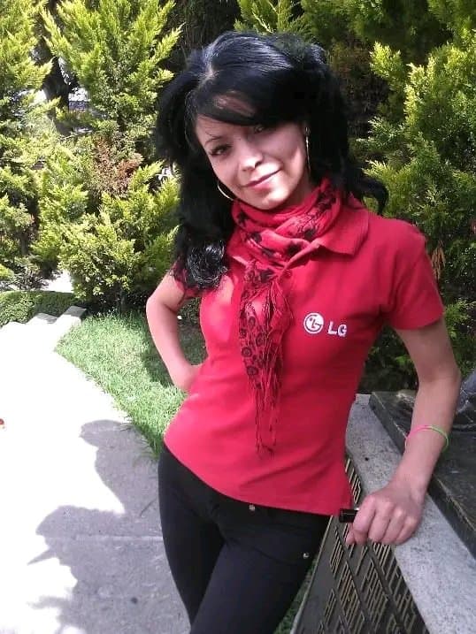 Vendedora mexicana sexi de Elektra