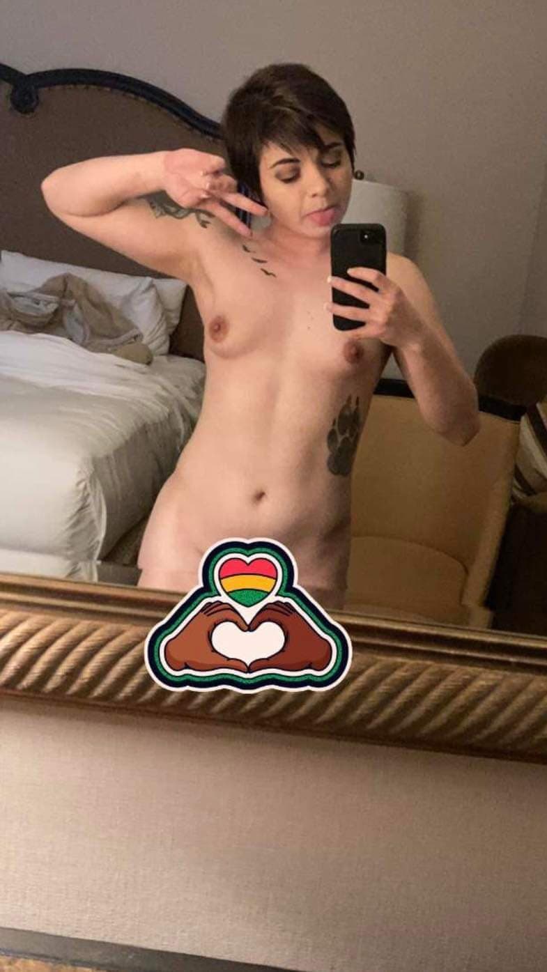 PFC Horn nude collection