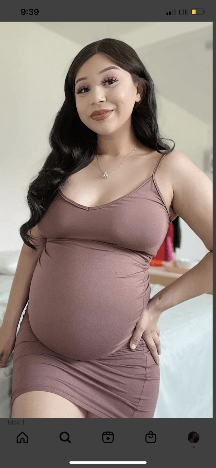 Click to view full size PREGNANT LATINA SINGLE MOM OF 2 LOVES ASSHOLE PLAYED WITH